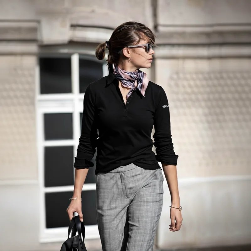 Lexus Polo LS Carlington - Woman - 2